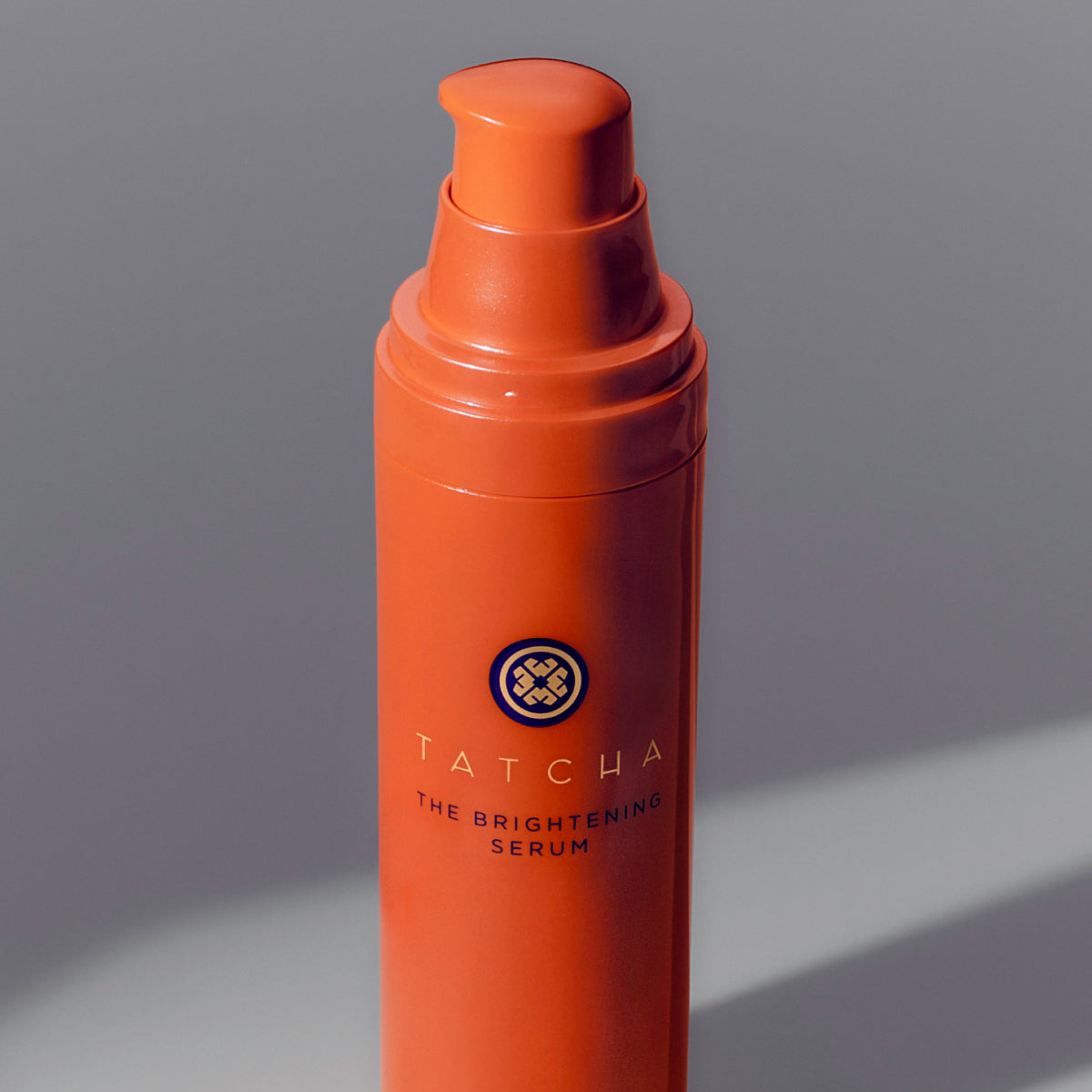 Product shot of the Tatcha Brightening Serum in the component